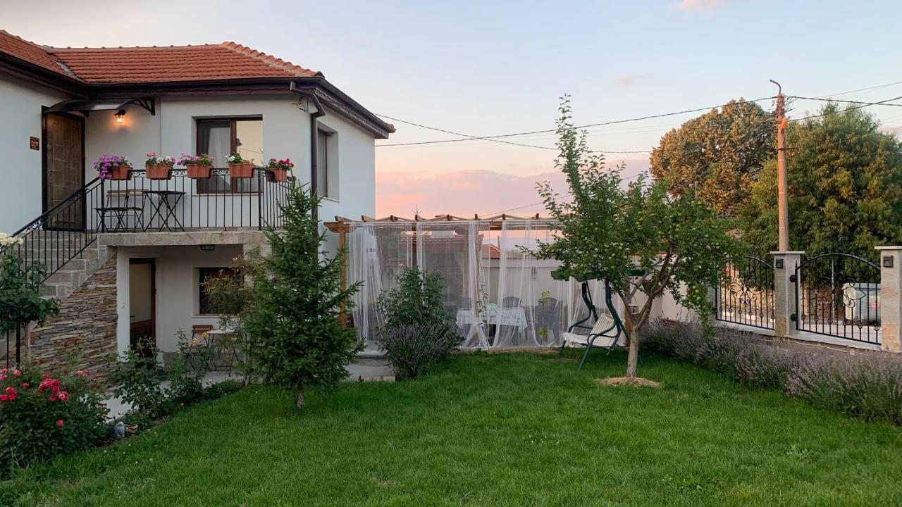 Villa Anika Mezek Exterior foto